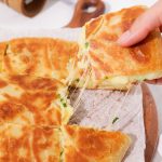 CRUMBL SALTED CARAMEL CHEESECAKE COOKIES