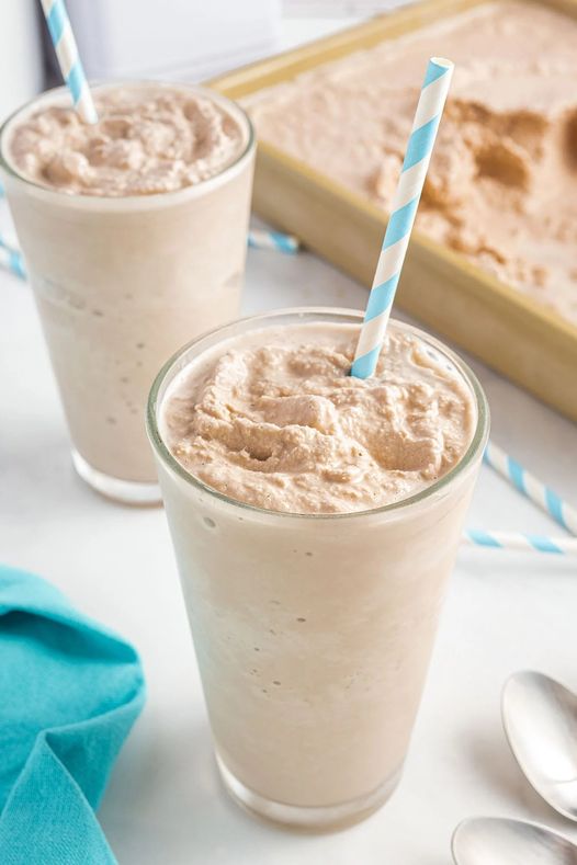 Homemade Easy Chocolate Frosty