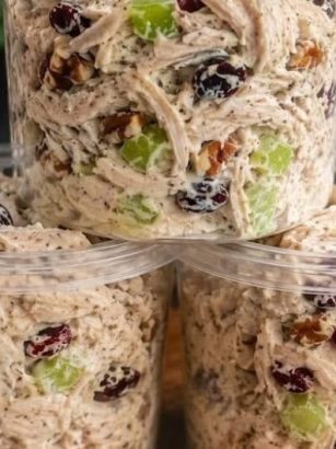 Creamy Cranberry Pecan Chicken Salad