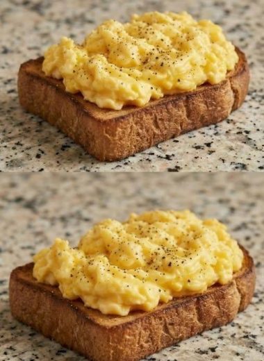 Soft and Creamy Scrambled Eggs at Home